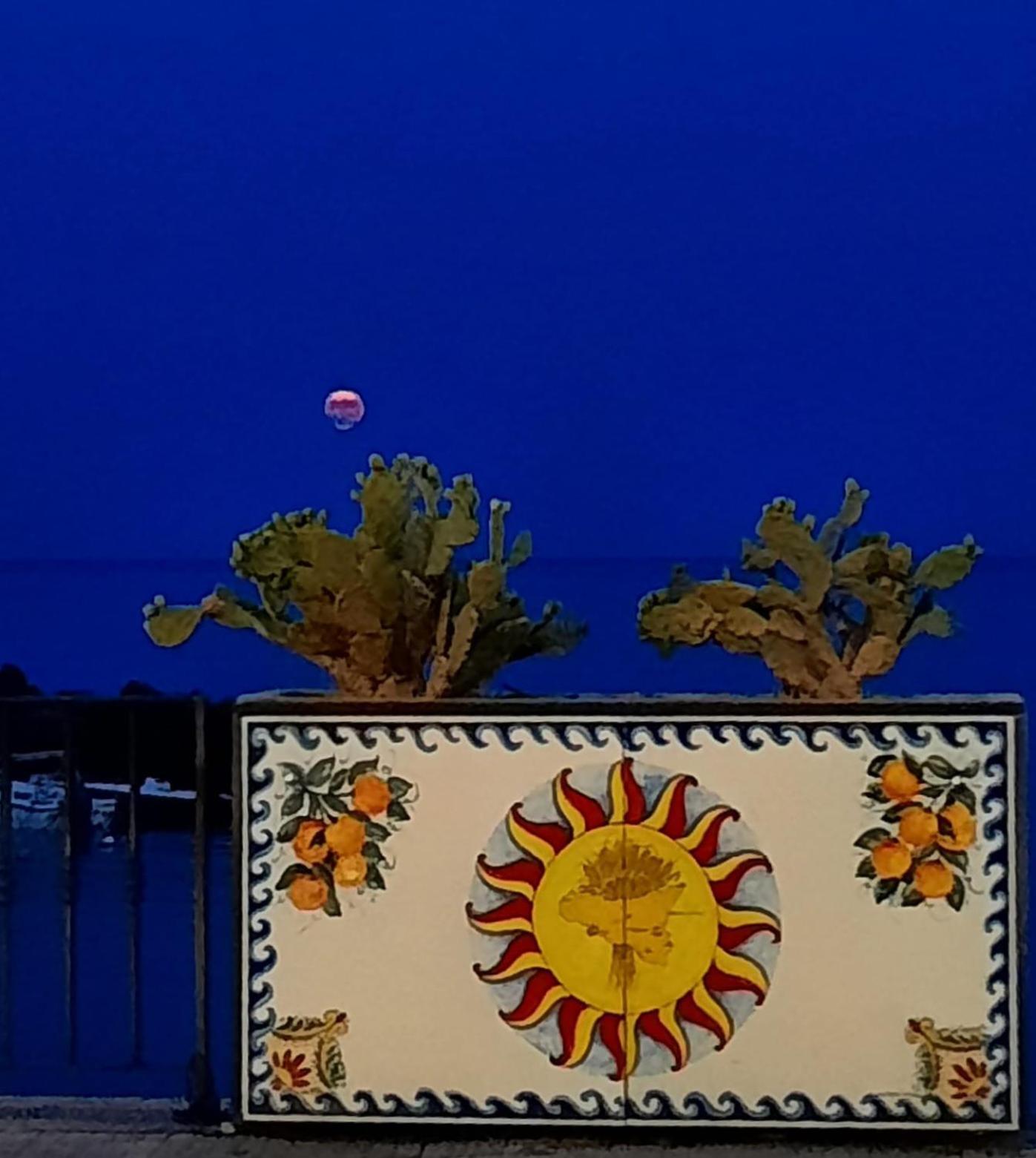 דירות גיארדיני נאקסוס Arcadia Golden Bay מראה חיצוני תמונה